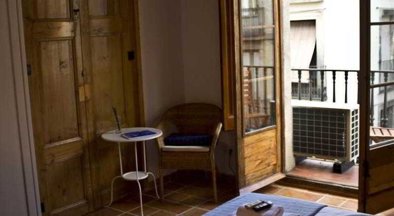 En Ferran By The Streets Hotel Barcelona Bagian luar foto
