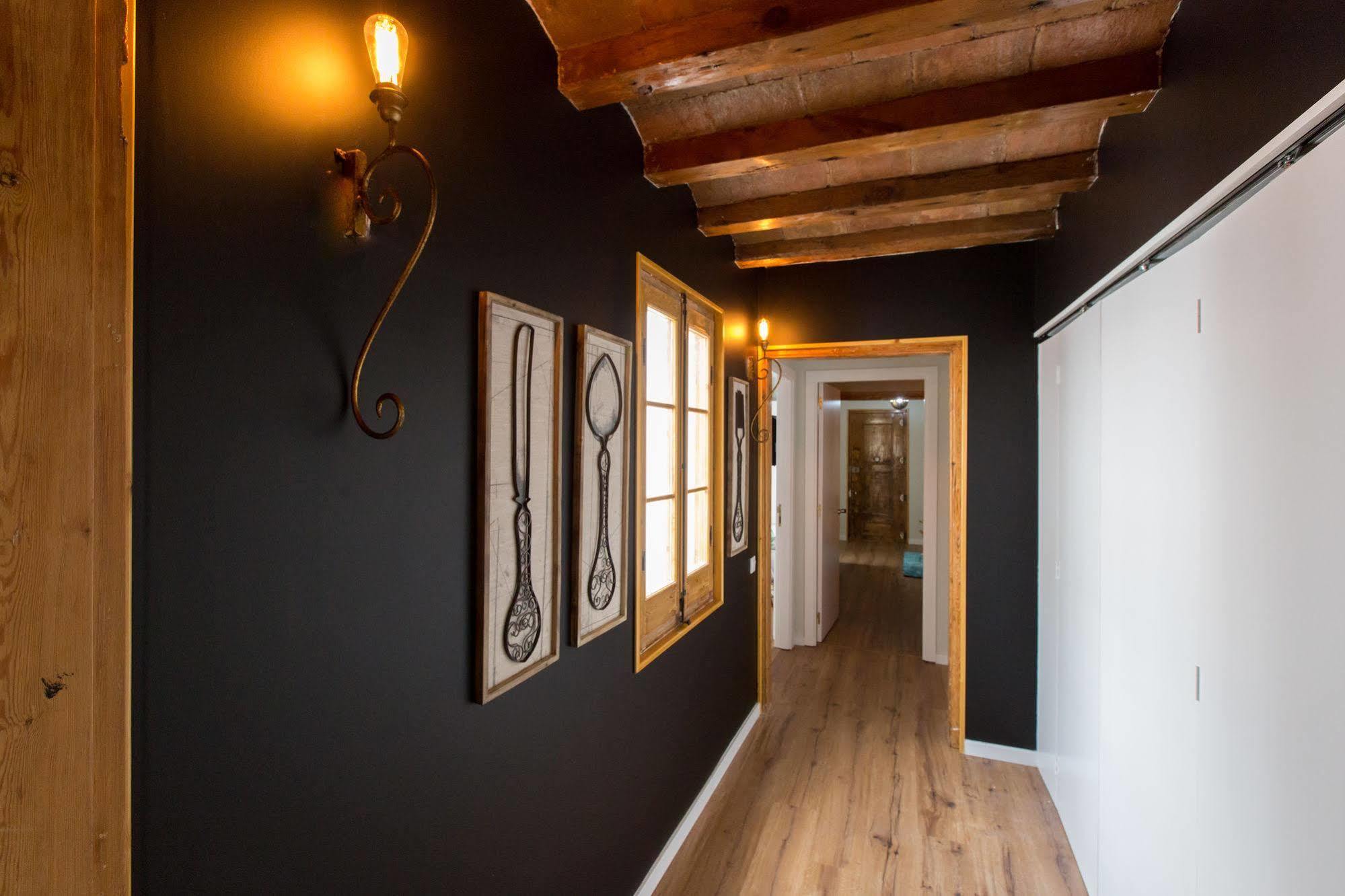 En Ferran By The Streets Hotel Barcelona Bagian luar foto