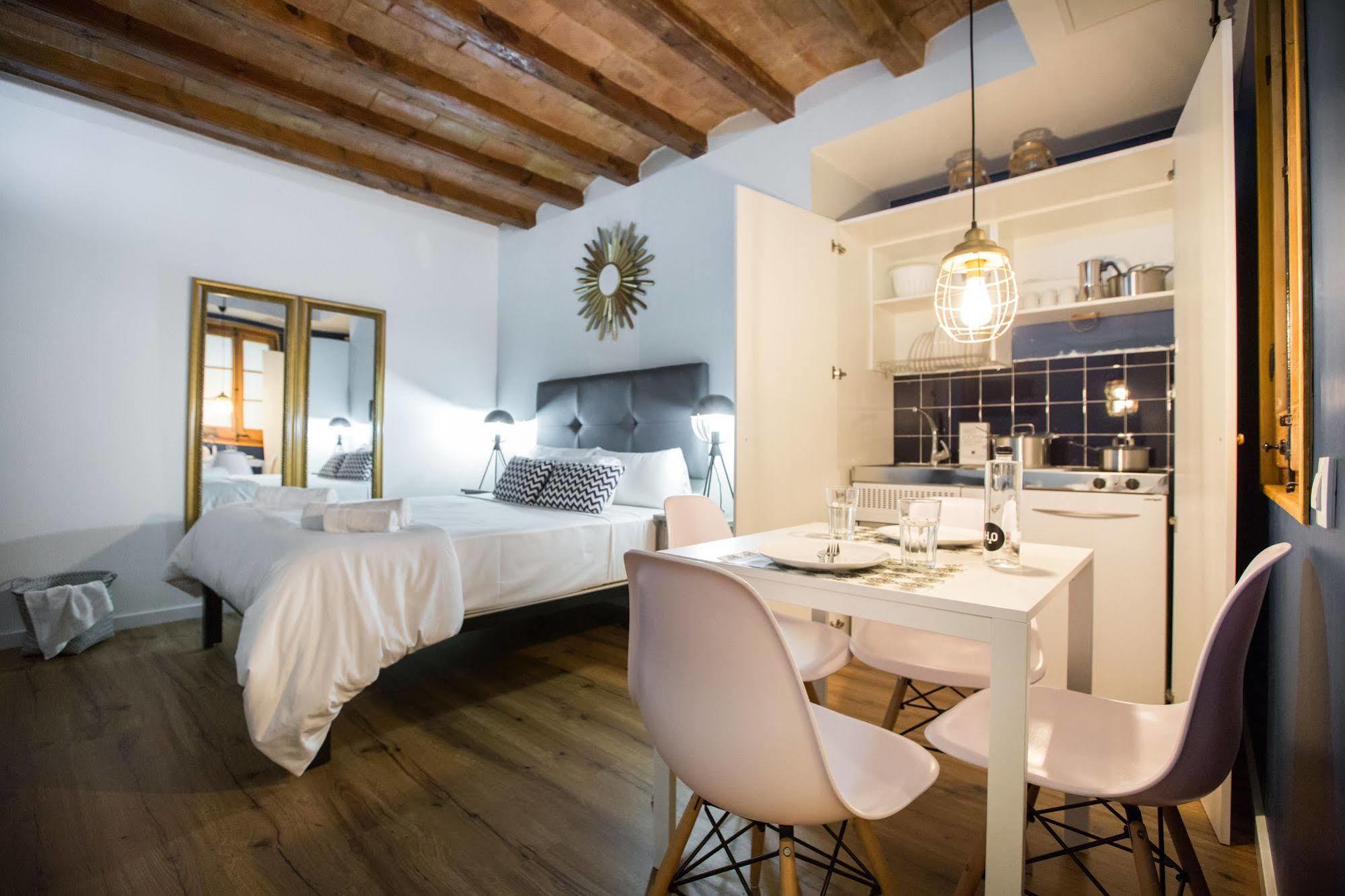 En Ferran By The Streets Hotel Barcelona Bagian luar foto