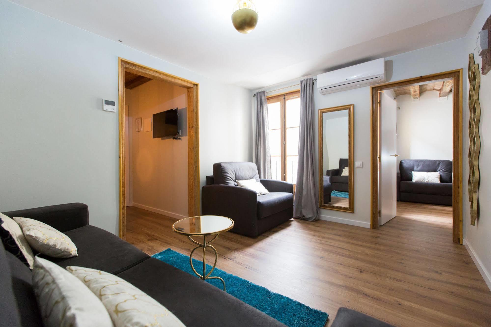 En Ferran By The Streets Hotel Barcelona Bagian luar foto